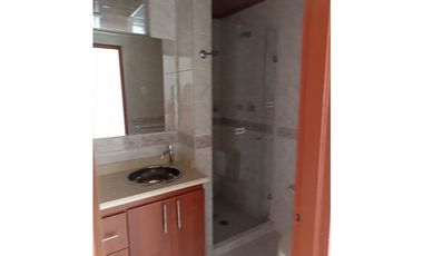 Vendo Apartamento 6to Piso En El Limonar, Cali
