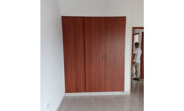 Vendo Apartamento 6to Piso En El Limonar, Cali