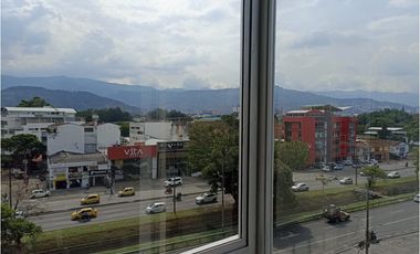 Vendo Apartamento 6to Piso En El Limonar, Cali
