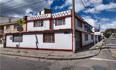 ACSI 1308 VENTA DE CASA BARRIO REMANSO