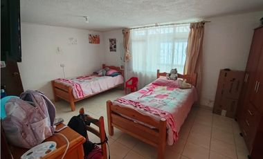 ACSI 1308 VENTA DE CASA BARRIO REMANSO