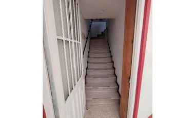 ACSI 1308 VENTA DE CASA BARRIO REMANSO