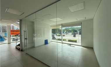 Arriendo Local duplex de esquina en El Prado - SMR