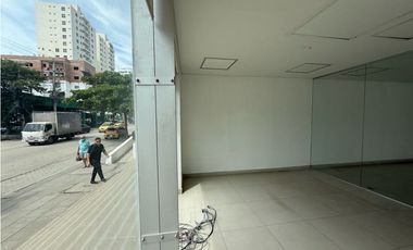 Arriendo Local duplex de esquina en El Prado - SMR