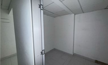 Arriendo Local duplex de esquina en El Prado - SMR