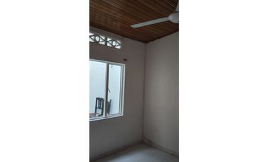 ARRIENDO CASA CONDOMINIO PAKISTAN VIA GIRARDOT A LA VARIANTE A IBAGUE