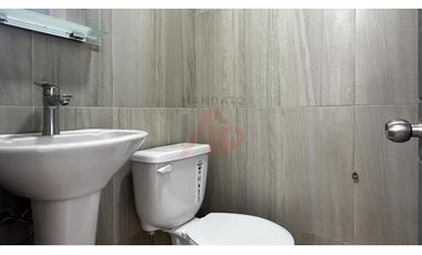 LOCAL EN RENTA SECTOR COMERCIAL RICARDO DURAN VIA BAÑOS CUENCA