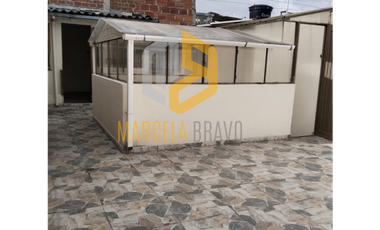 LINDA CASA EN VENTA BARRIO JULIAN BUCHELI.SC