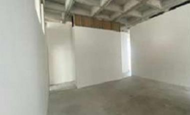 OFICINA EN RENTA AMUEBLADA