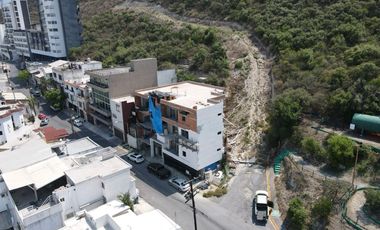 PROPIEDAD EN VENTA EN SAN JERONIMO POR ESTRENAR