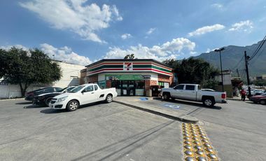 Local Comercial en San Pedro Garza García