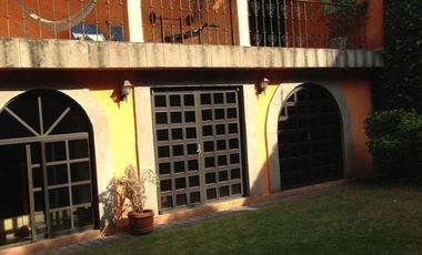 VENTA DE CASA EN LOMAS DE TECAMACHALCO EN HUIXQUILUCAN ESTADO DE MÉXICO