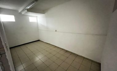 Edificio Comercial cerca de Cintermex