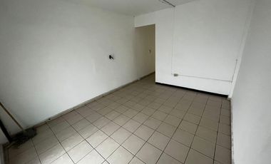 Edificio Comercial cerca de Cintermex