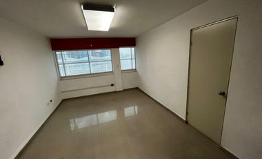 Edificio Comercial cerca de Cintermex