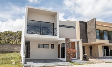 Casa en Venta en Sauco Residencial
