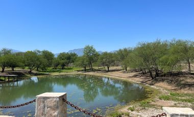 VENTA DE QUINTA CAMPESTRE EN MONTEMORELOS