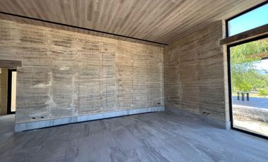 VENTA DE QUINTA CAMPESTRE EN MONTEMORELOS