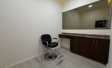 LOCAL COMERCIAL EN VENTA EN CARRETERA NACIONAL