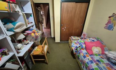 ALQUILER CASA 4 AMBIENTES CASTELAR COCHERA PILETA