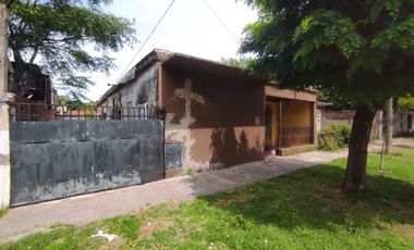 VENTA CASA 5 AMB LOS POLVORINES TERRENO GRANDE