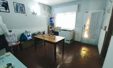 VENTA CASA 5 AMB LOS POLVORINES TERRENO GRANDE