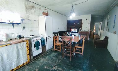 VENTA CASA 5 AMB LOS POLVORINES TERRENO GRANDE