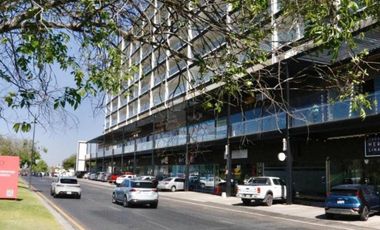 Local comercial en venta en El Campanario, Querétaro, Querétaro