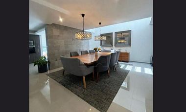 Casa de lujo en renta con jardín y acabados premium