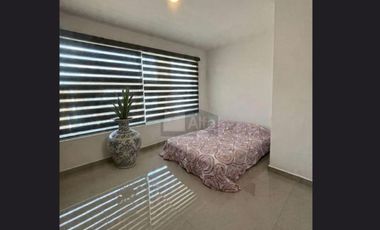 Casa de lujo en renta con jardín y acabados premium