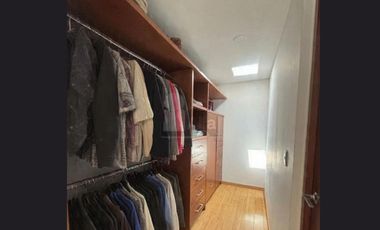 Casa de lujo en renta con jardín y acabados premium