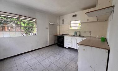 Casa en alquiler en Ituzaingo Norte