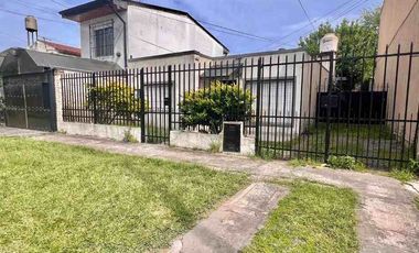Casa en alquiler en Ituzaingo Norte