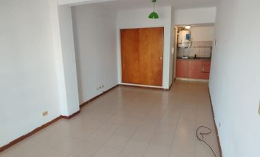 Monoambiente en alquiler en Moron Centro