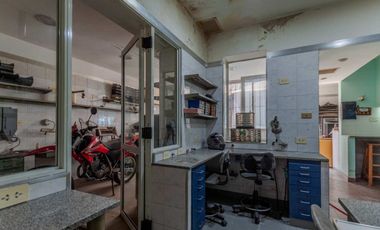 Venta Casa Lote Propio - Chacarita