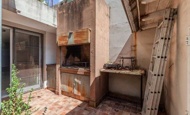 Venta Casa Lote Propio - Chacarita