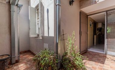 Venta Casa Lote Propio - Chacarita