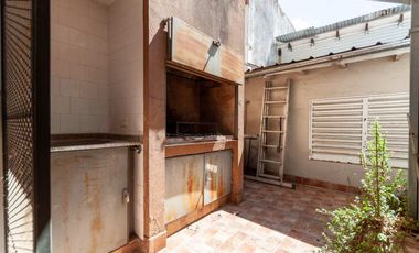 Venta Casa Lote Propio - Chacarita