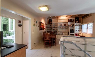 Venta Casa Lote Propio - Chacarita