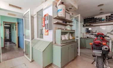 Venta Casa Lote Propio - Chacarita