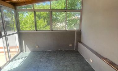 ALQUILER PH 2 AMBIENTES CON COCHERA VILLA URQUIZA