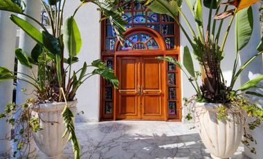 CASA 7 AMBIENTES VENTA RANELAGH JARDIN POR INOMATA