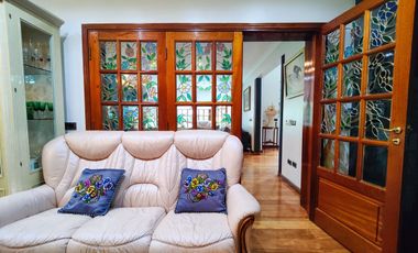 CASA 7 AMBIENTES VENTA RANELAGH JARDIN POR INOMATA