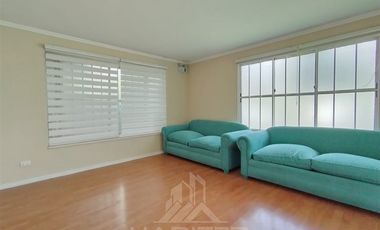 Casa en Arriendo en COD39320Clínica Universidad Mayor