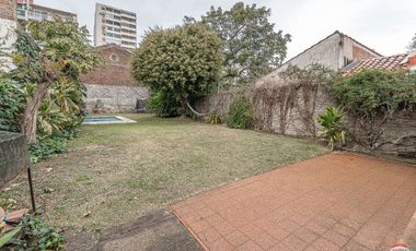 Casa en venta de 5amb con Pileta Vicente Lopez
