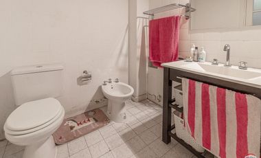 Casa en venta de 5amb con Pileta Vicente Lopez