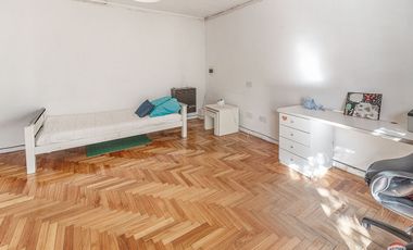 Casa en venta de 5amb con Pileta Vicente Lopez