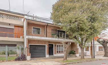 Casa en venta de 5amb con Pileta Vicente Lopez