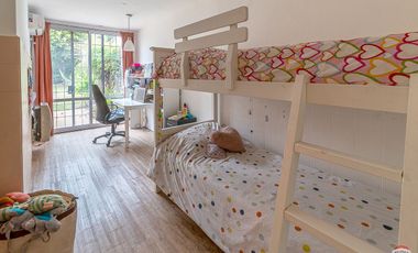 Casa en venta de 5amb con Pileta Vicente Lopez