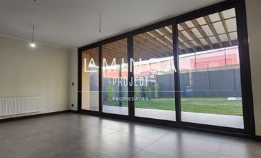 Casa en Arriendo en Piedra Roja